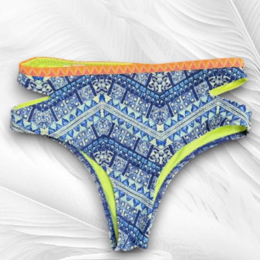Victoria’s Secret Blue Tribal Bikini Bottoms Size XS